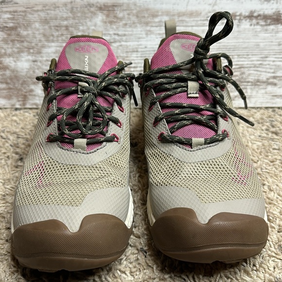 KEEN Womens NXIS Evo Mid Waterproof Hiking Sneakers Size 8 TAUPE/ROSE - Picture 10 of 13